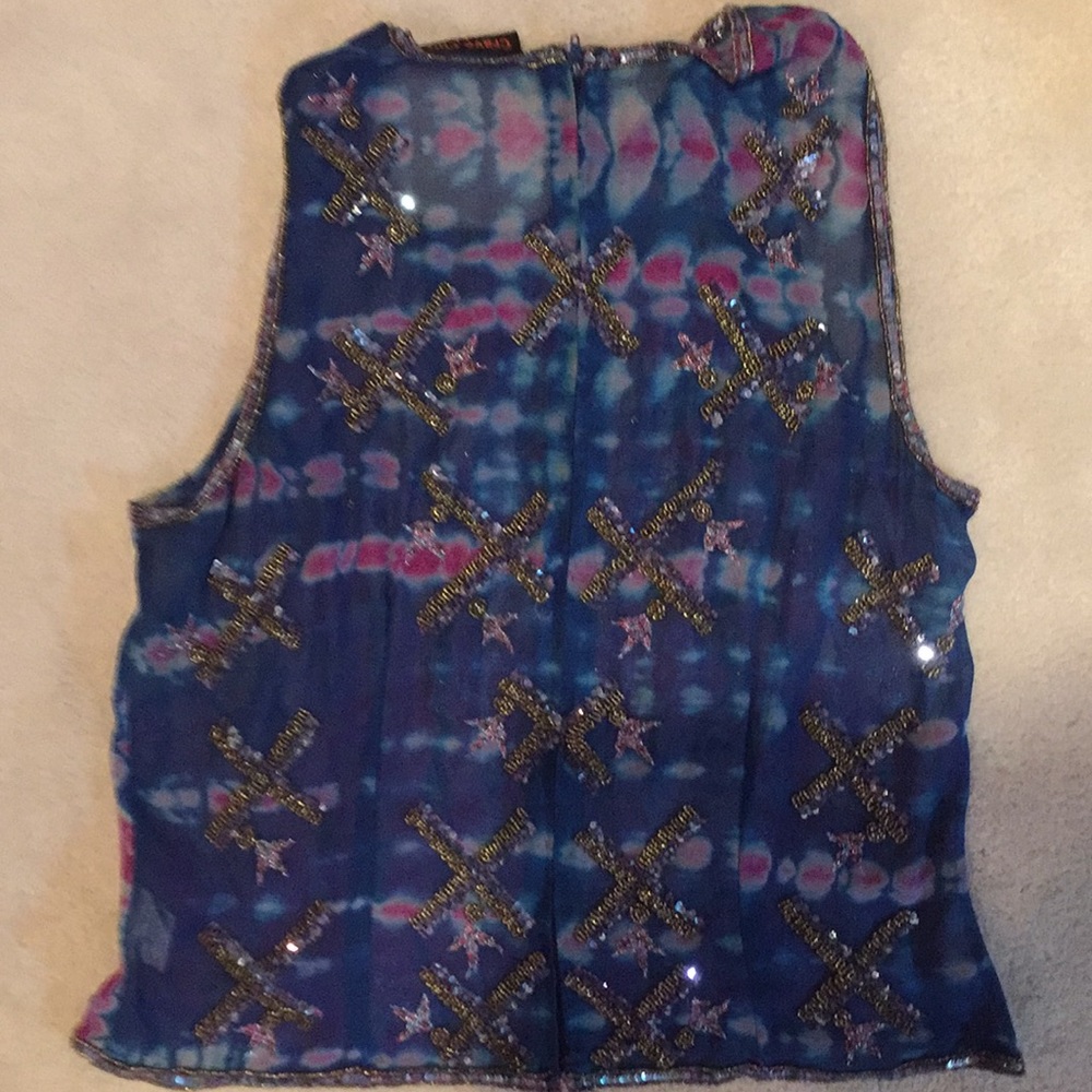 Exquisite shear silk shirt. Never worn. - Picture 2 of 7